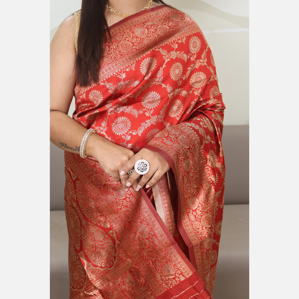 Amolika Sarees Pure Banarasi Red Silk Sarre With Intricate Gold Zari Weaving & Classic Motifs
