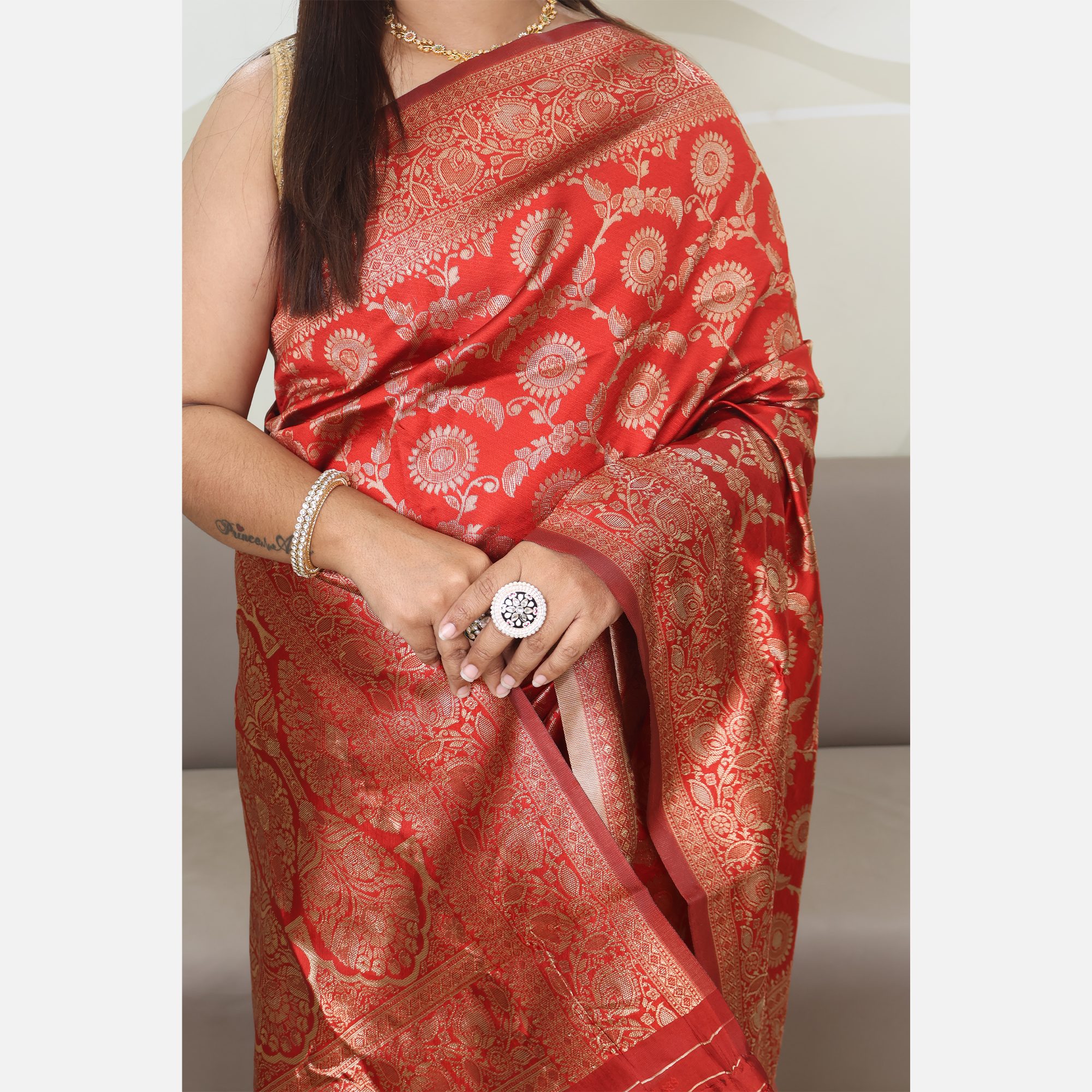 Amolika Sarees Pure Banarasi Red Silk Sarre With Intricate Gold Zari Weaving & Classic Motifs