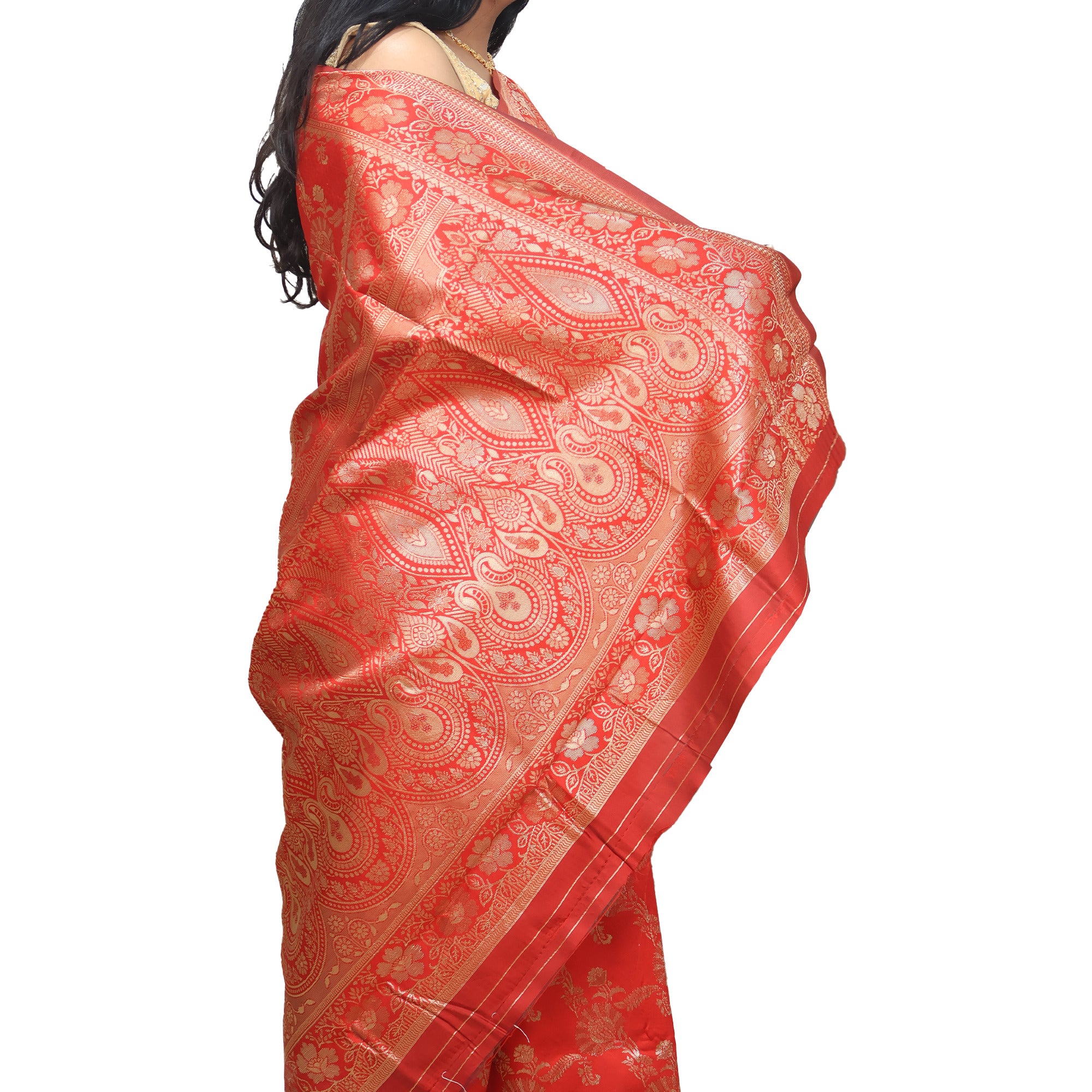 Amolika Sarees Luxury Deep Pink Banarasi Silk Saree With Gold Zari Detailing & Unstitched Blouse