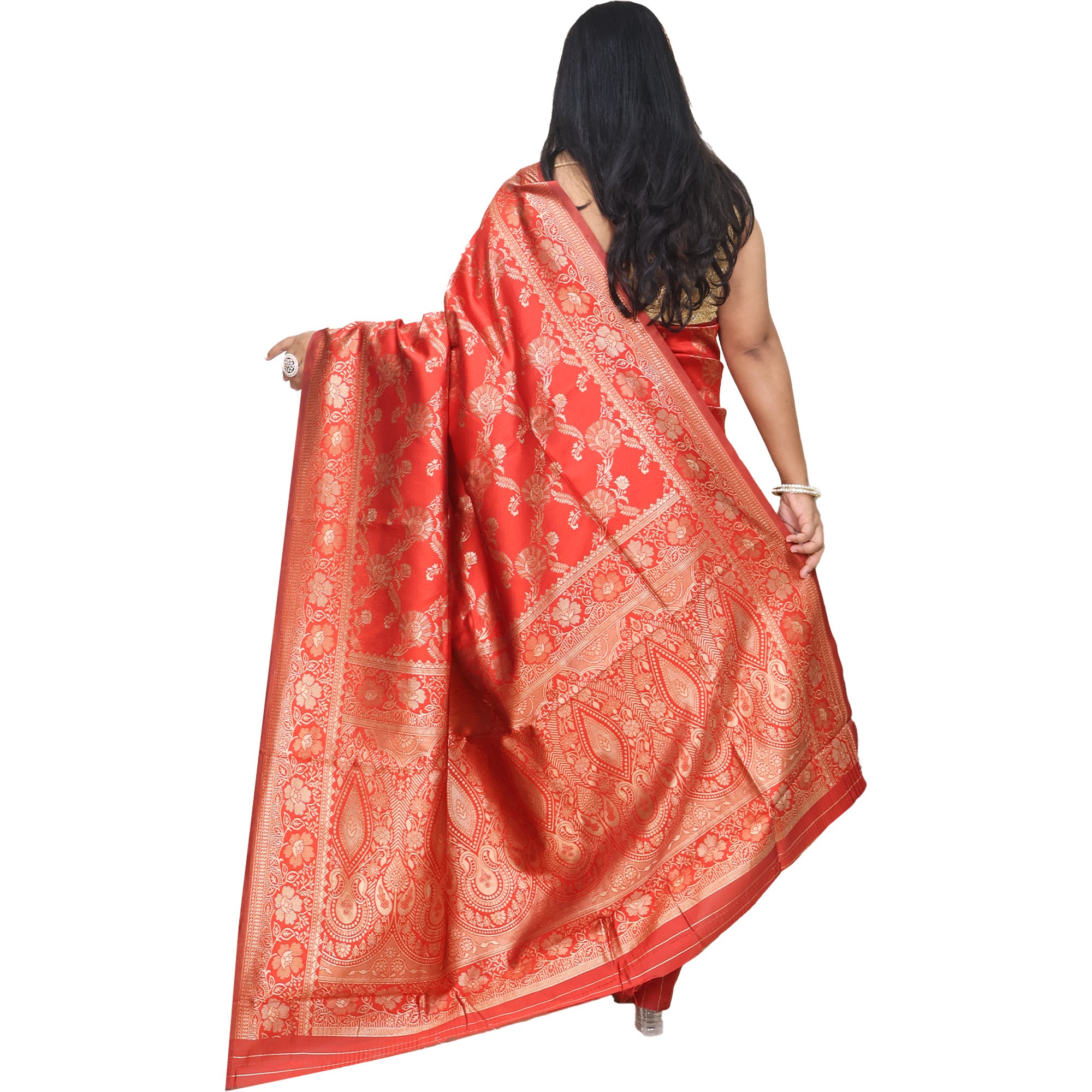 Amolika Sarees Luxury Deep Pink Banarasi Silk Saree With Gold Zari Detailing & Unstitched Blouse