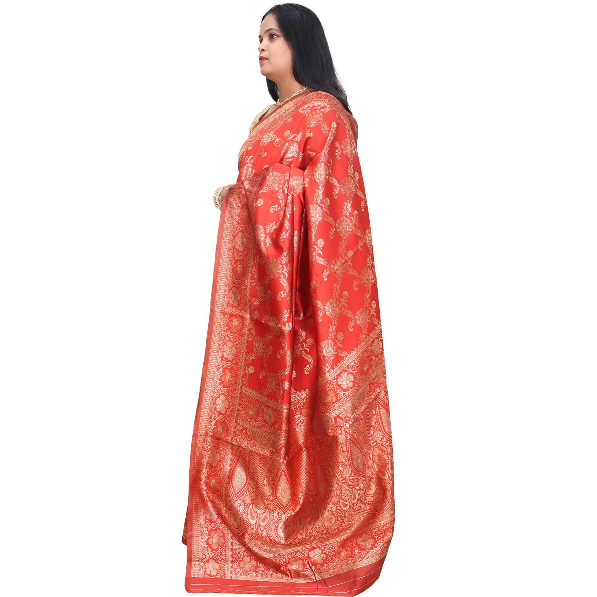 Amolika Sarees Luxury Deep Pink Banarasi Silk Saree With Gold Zari Detailing & Unstitched Blouse