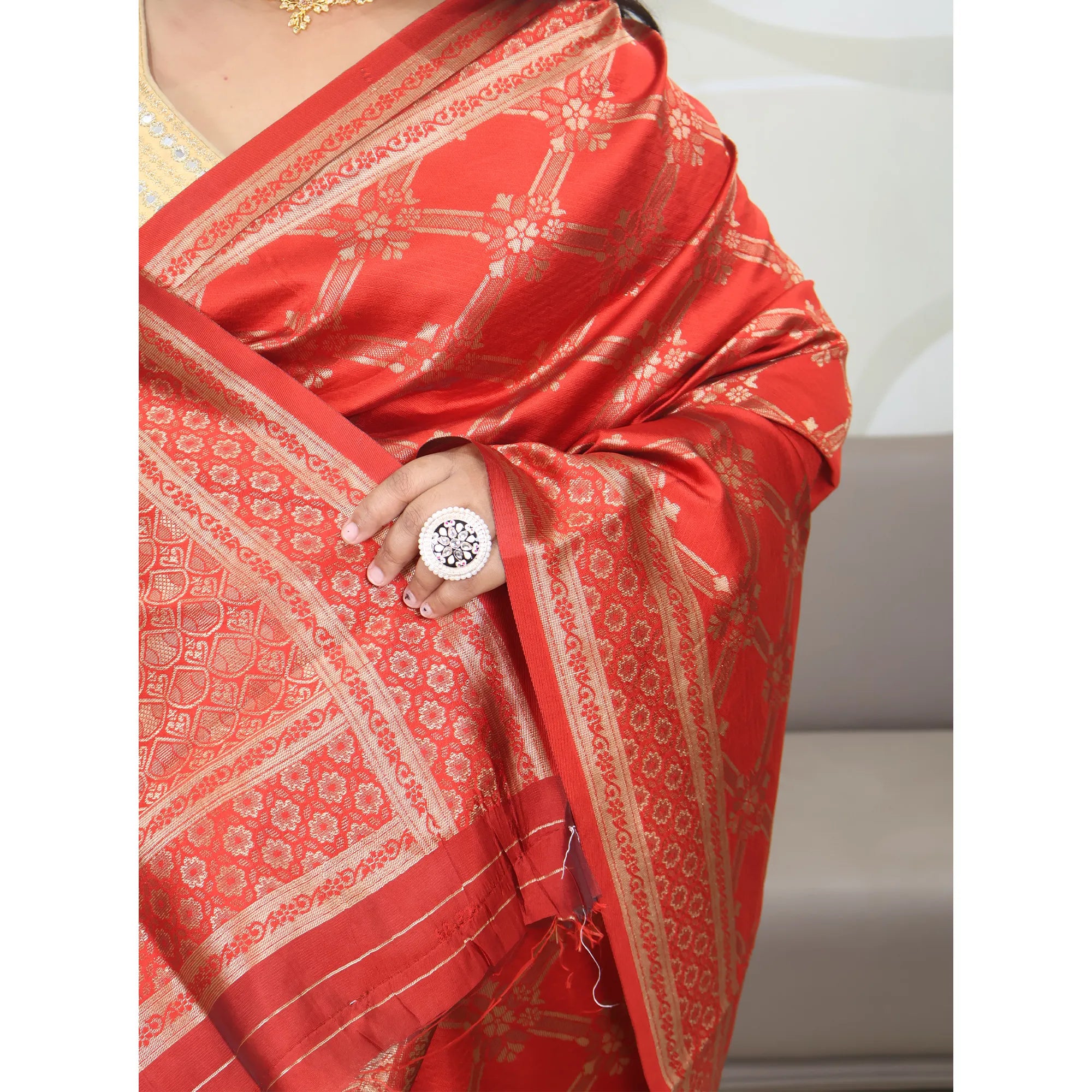 Amolika Sarees Bridal Collection Banarasi Red Silk Saree With Gold Zari & Unstitched Blouse
