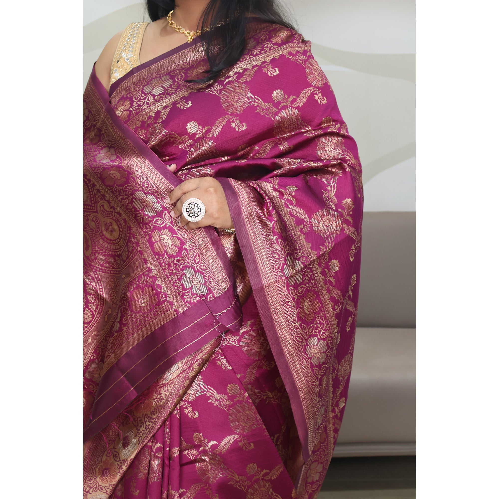 Amolika Sarees Wine Banarasi Silk Saree With Gold Zari Floral Weaving | Unstitched Blouse Included