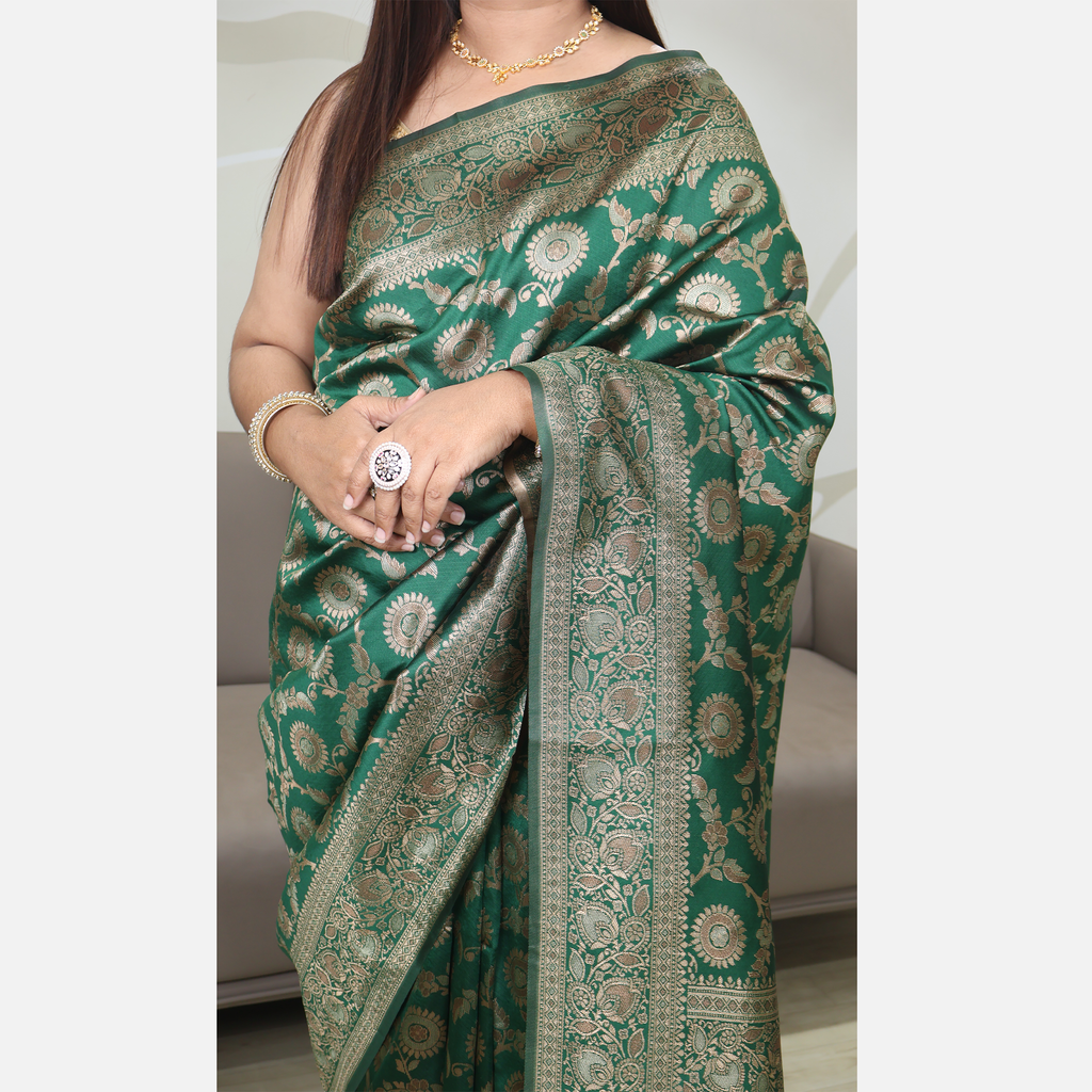 Amolika Sarees Bottle Green Pure Banarasi Silk Saree With Unstitched Blouse