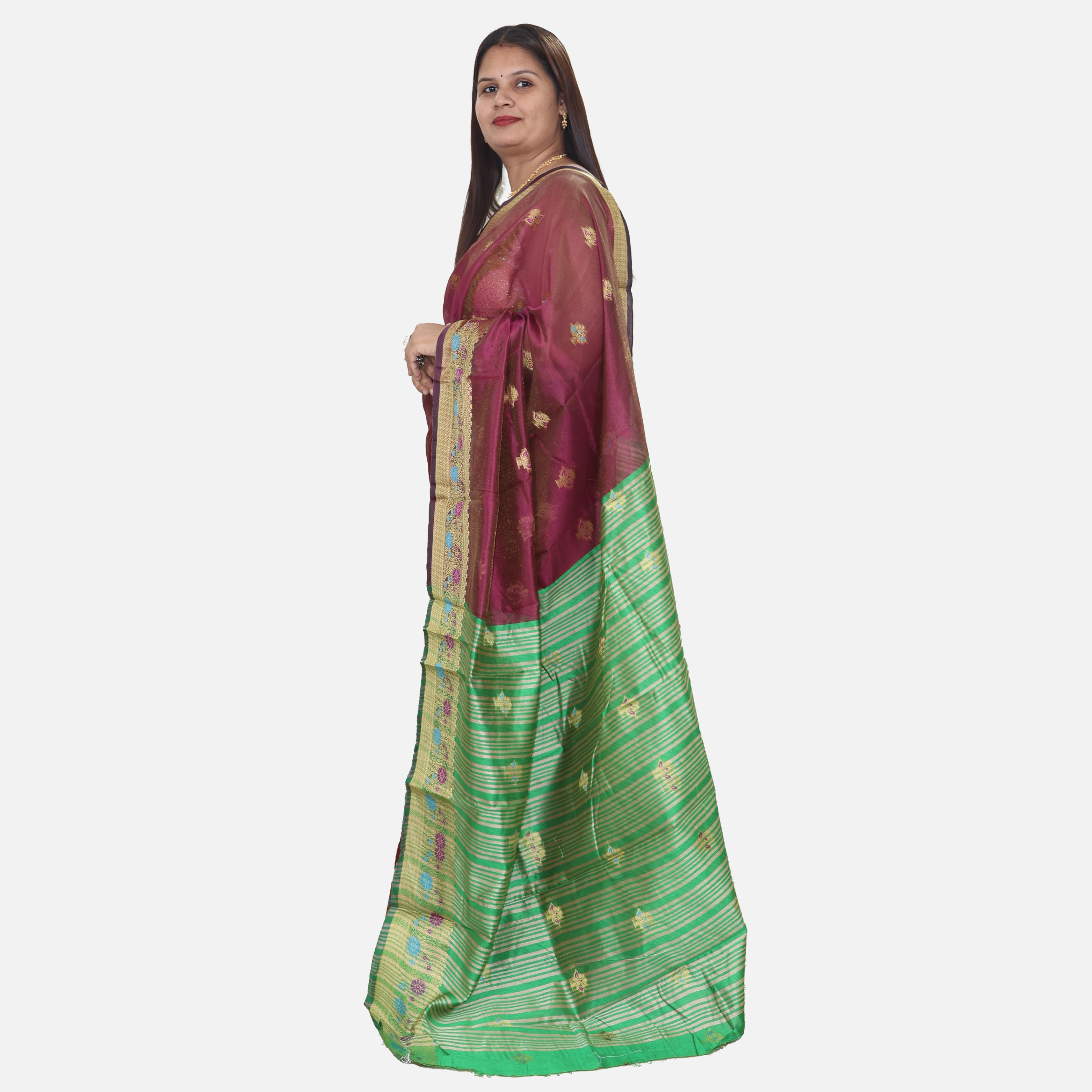 Amolika Sarees Maroon Organza Silk Saree With Traditional Butta Design & Chit Pallu Unstitched Blouse