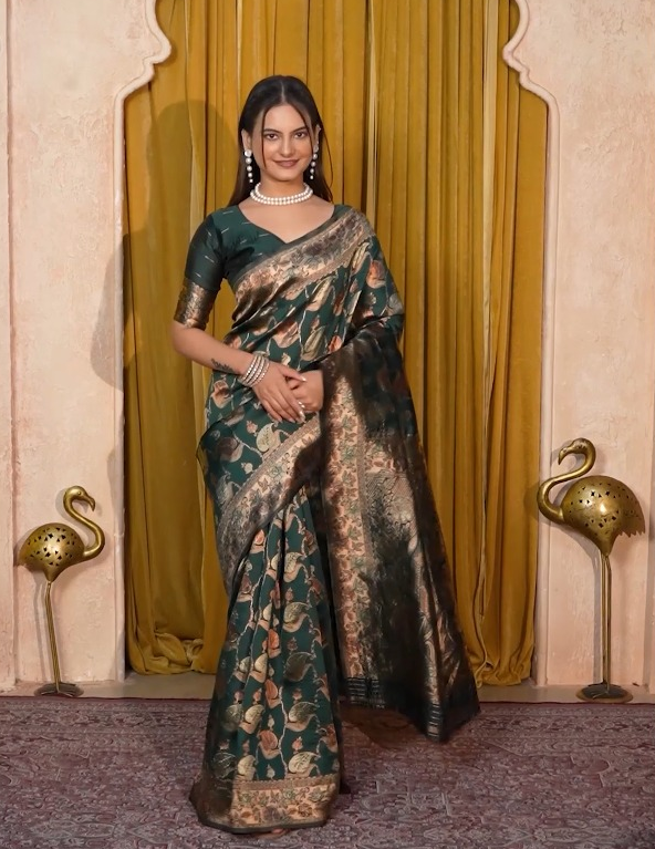 Amolika Emerald Green Magic Silk Saree Heavy Zari Border Wedding Festive Wear With Unstitched Blouse