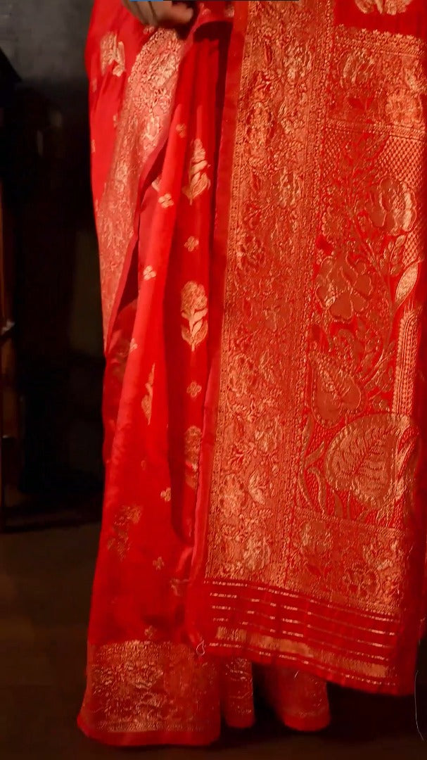 Amolika Scarlet Red Designer Saree Premium Magic Silk With Matching Unstitched Blouse