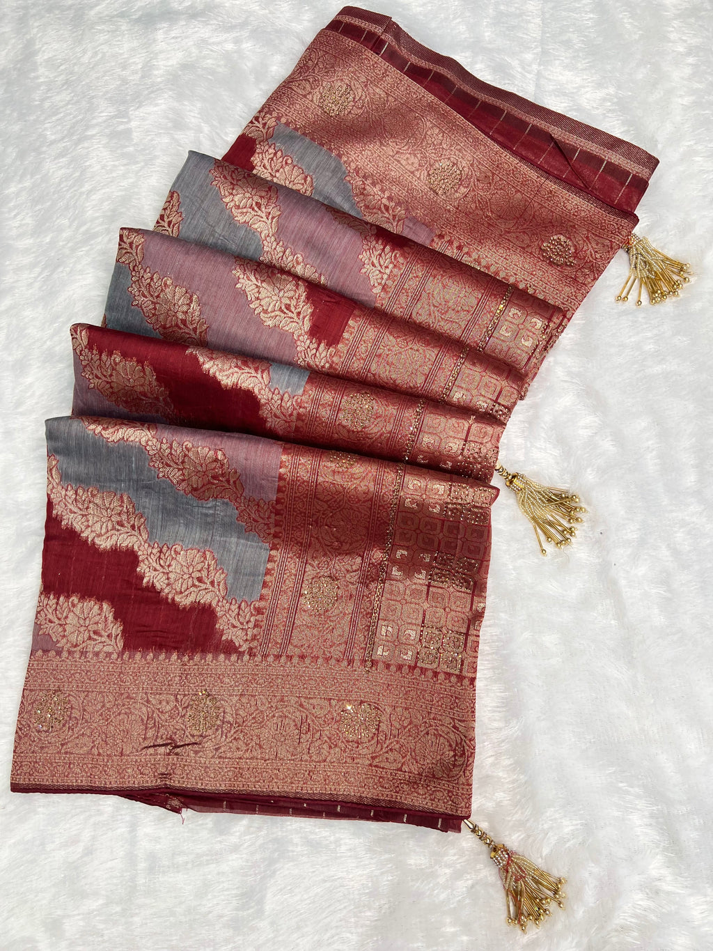 Amolika Sarees Festive Wear Banarasi RO Silk Saree With Floral Zari Motifs – Maroon & Grey With Unstitched Blouse