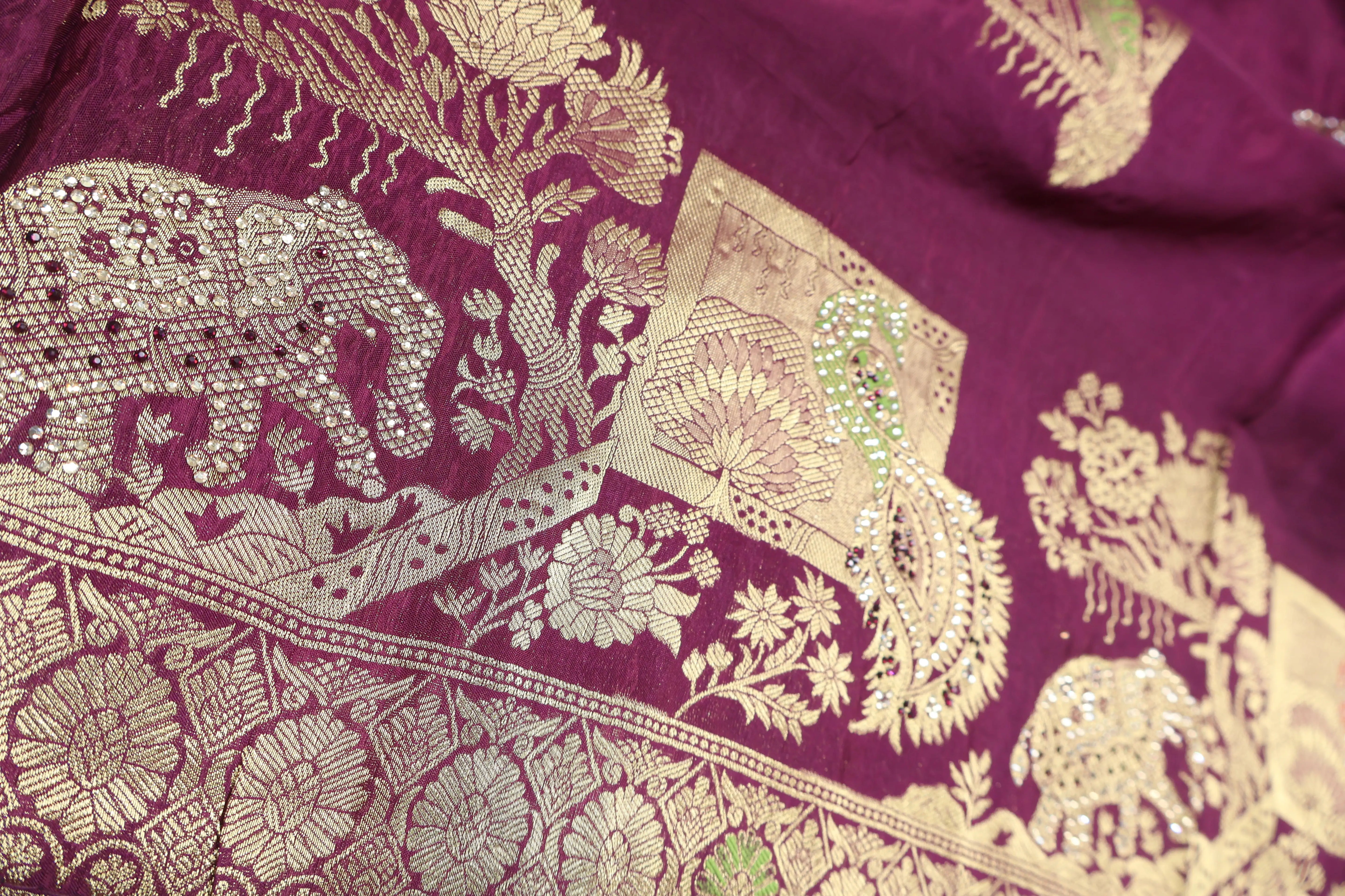 HO Silk Saree With Unstitched Blouse Piece DA-2940