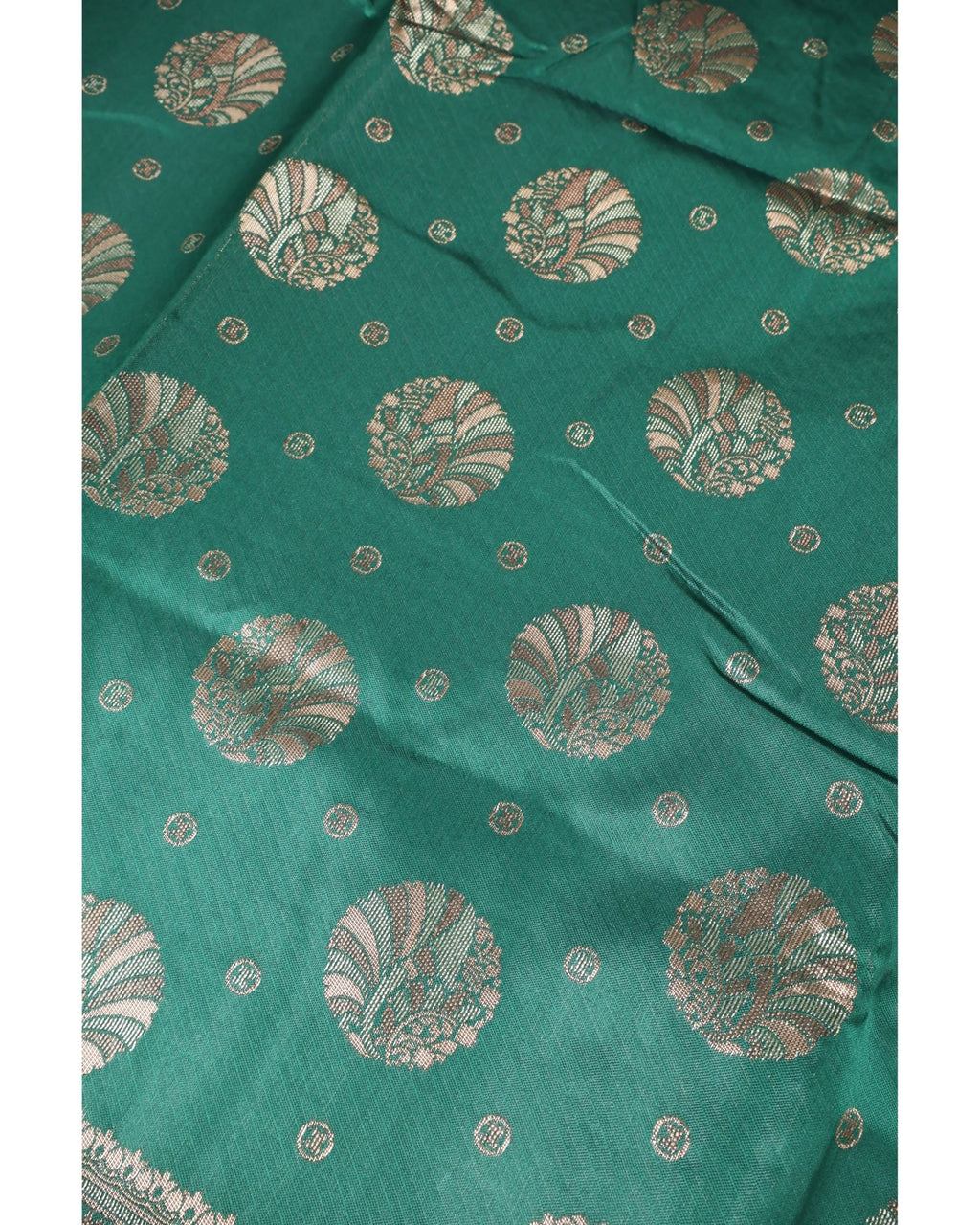 Banarasi Bottle Green Silk Saree With Unstitched Blouse Piece AM - 1285 - Amolika Sarees