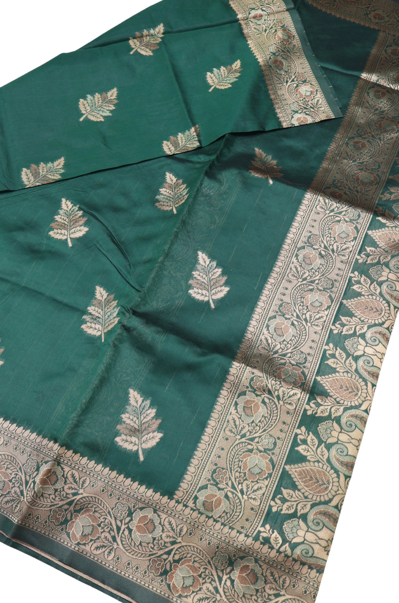 Banarasi Bottle Green Silk Saree With Unstitched Blouse Piece AM - 1314 - Amolika Sarees