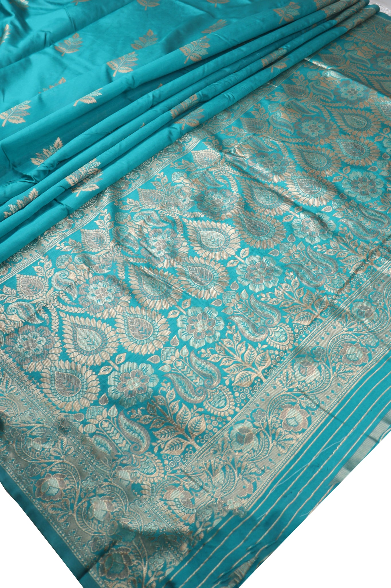 Banarasi Sky Blue Silk Saree With Unstitched Blouse Piece AM - 1314 - Amolika Sarees