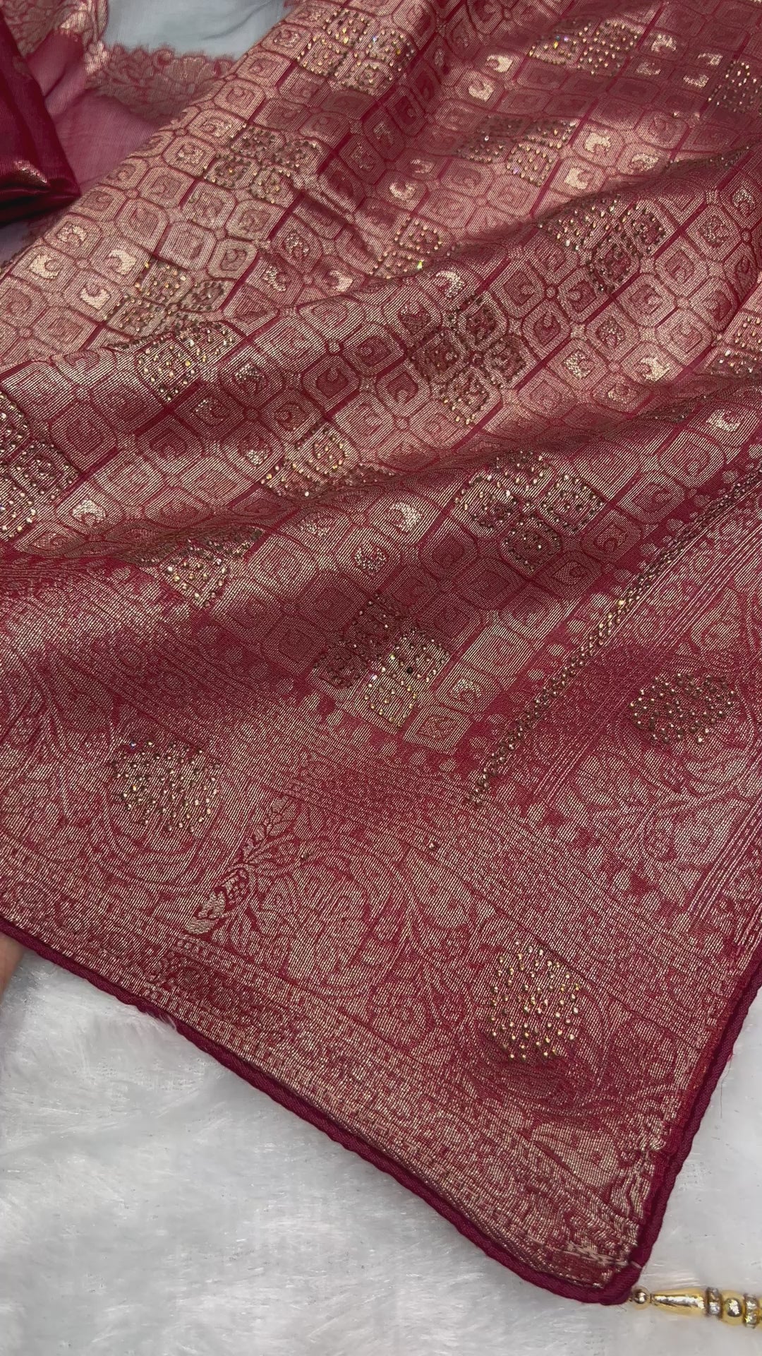 Amolika Sarees Festive Wear Banarasi RO Silk Saree With Floral Zari Motifs – Maroon & Grey With Unstitched Blouse