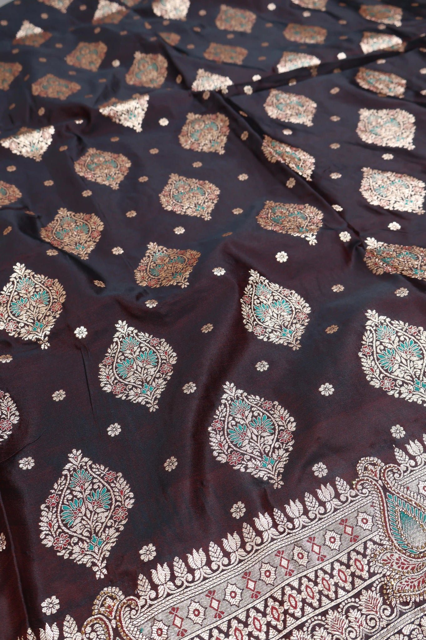 Satin Silk Saree With Unstitched Blouse Piece DA - 2860 - Amolika Sarees