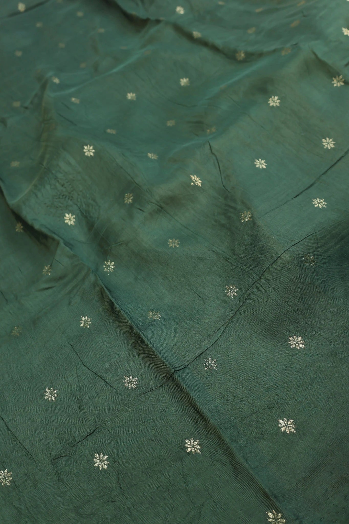Softy Silk Saree With Unstitched Blouse Piece AM - 1497 - Amolika Sarees